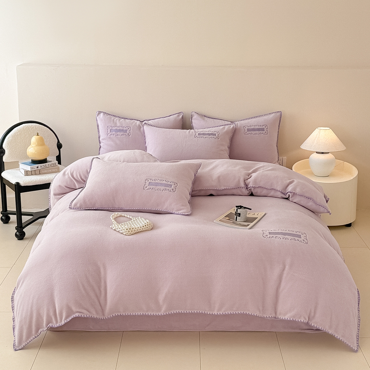 91家纺网 家纺一手货源 找家纺 典曼家纺 2025新款A类贝壳绣纯色海獭绒四件套 落霞紫