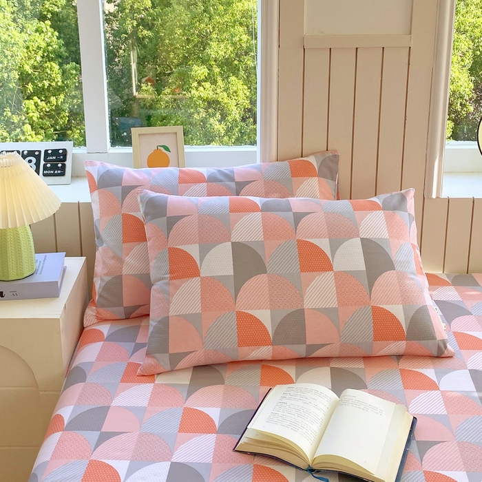 91家纺网 家纺一手货源 找家纺 春皖家纺 2025新款原棉磨毛单枕套 枕套单件-风格一 几何梦