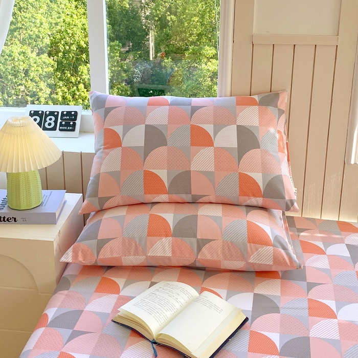 91家纺网 家纺一手货源 找家纺 春皖家纺 2025新款原棉磨毛单枕套 枕套单件-风格一 几何梦