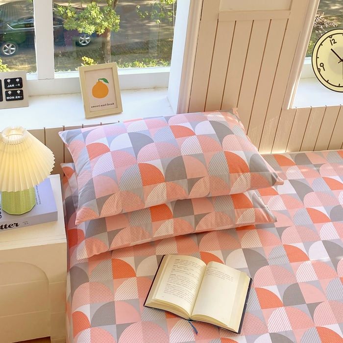 91家纺网 家纺一手货源 找家纺 春皖家纺 2025新款原棉磨毛单枕套 枕套单件-风格一 几何梦