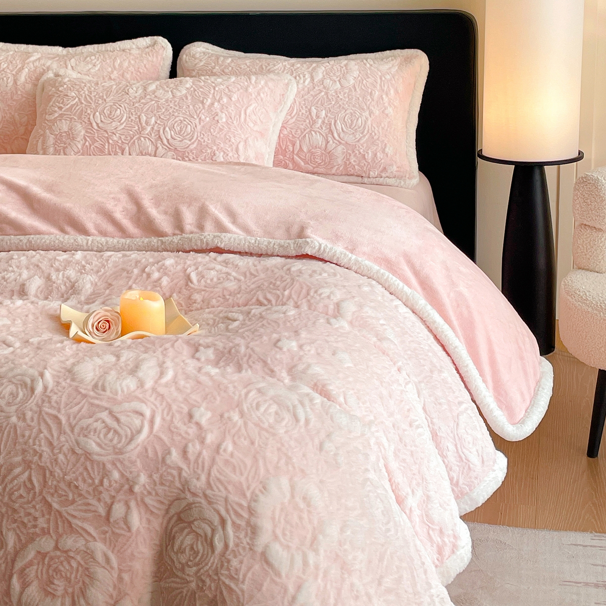 91家纺网 家纺一手货源 找家纺 （总）民新家纺 2025新款立体烂花兔毛包边款四件套