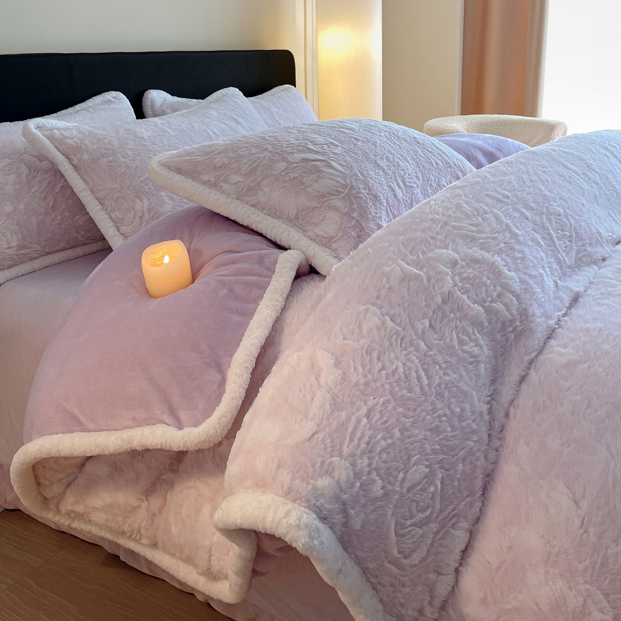 91家纺网 家纺一手货源 找家纺 民新家纺 2025新款立体烂花兔毛包边款四件套 经典玫瑰-浅紫