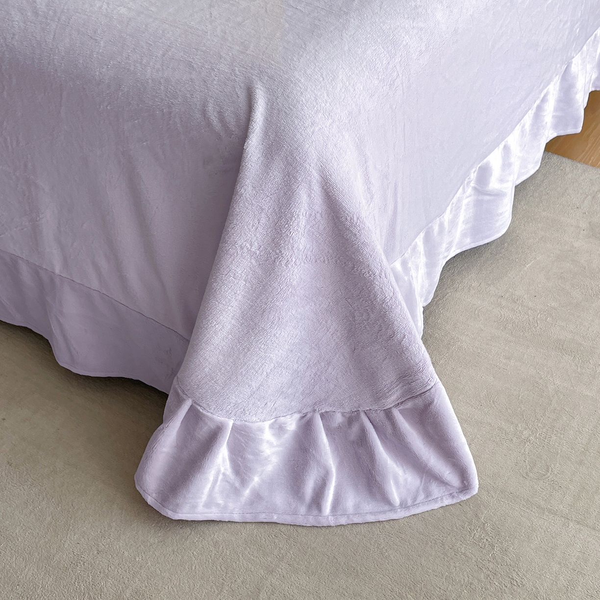 91家纺网 家纺一手货源 找家纺 民新家纺 2025新款立体烂花兔毛包边款四件套 经典玫瑰-浅紫