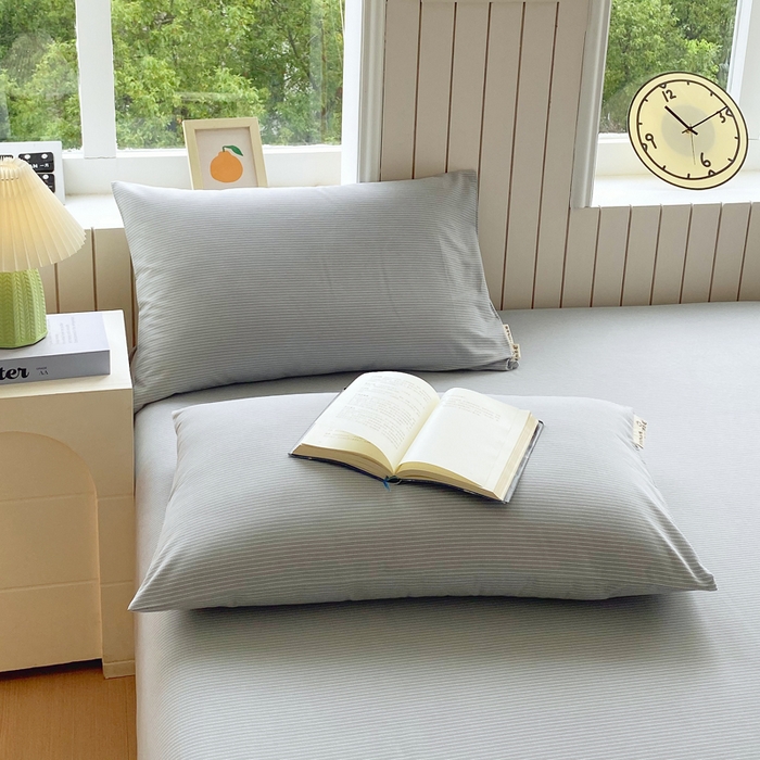 91家纺网 家纺一手货源 找家纺 春皖家纺 2025新款原棉磨毛单枕套 枕套单件-风格一 雾灰细语