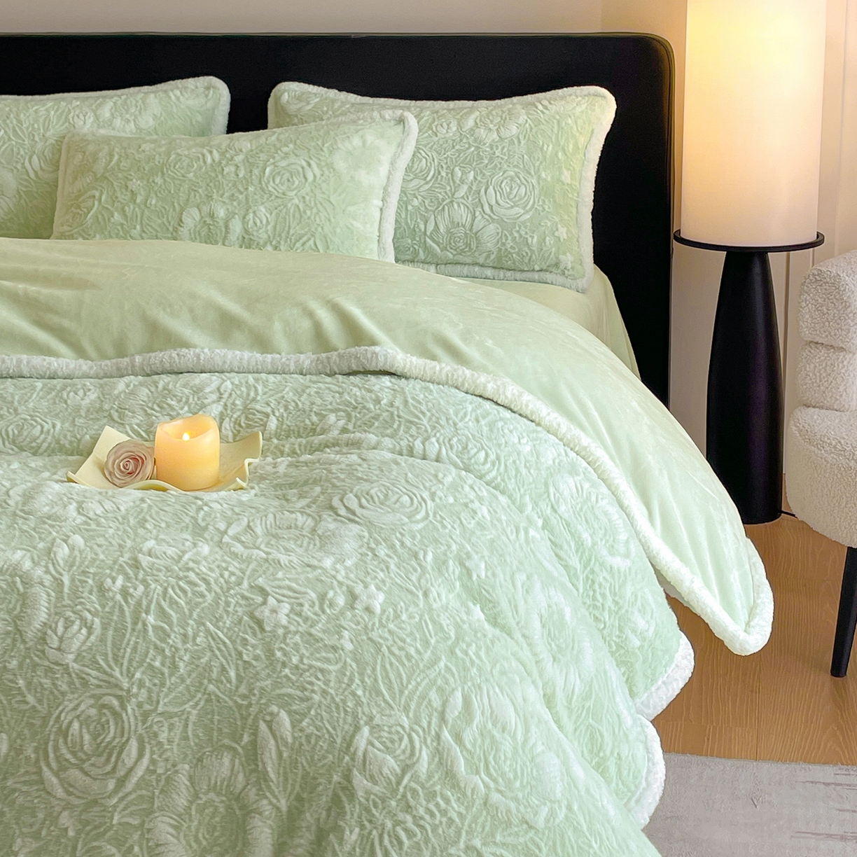 91家纺网 家纺一手货源 找家纺 民新家纺 2025新款立体烂花兔毛包边款四件套 经典玫瑰-青柠绿