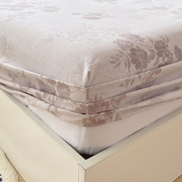 91家纺网 家纺一手货源 找家纺 春皖家纺 2025新款原棉磨毛单床笠 床笠单件-风格一 花庭悦舞