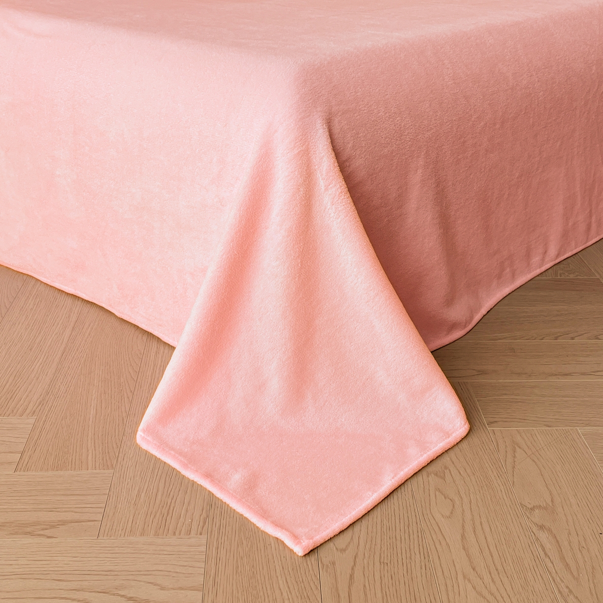 91家纺网 家纺一手货源 找家纺 逸尚阁 2025新款立体雕花牛奶绒花边款四件套--塔丽娜系列 塔丽娜-玫瑰粉