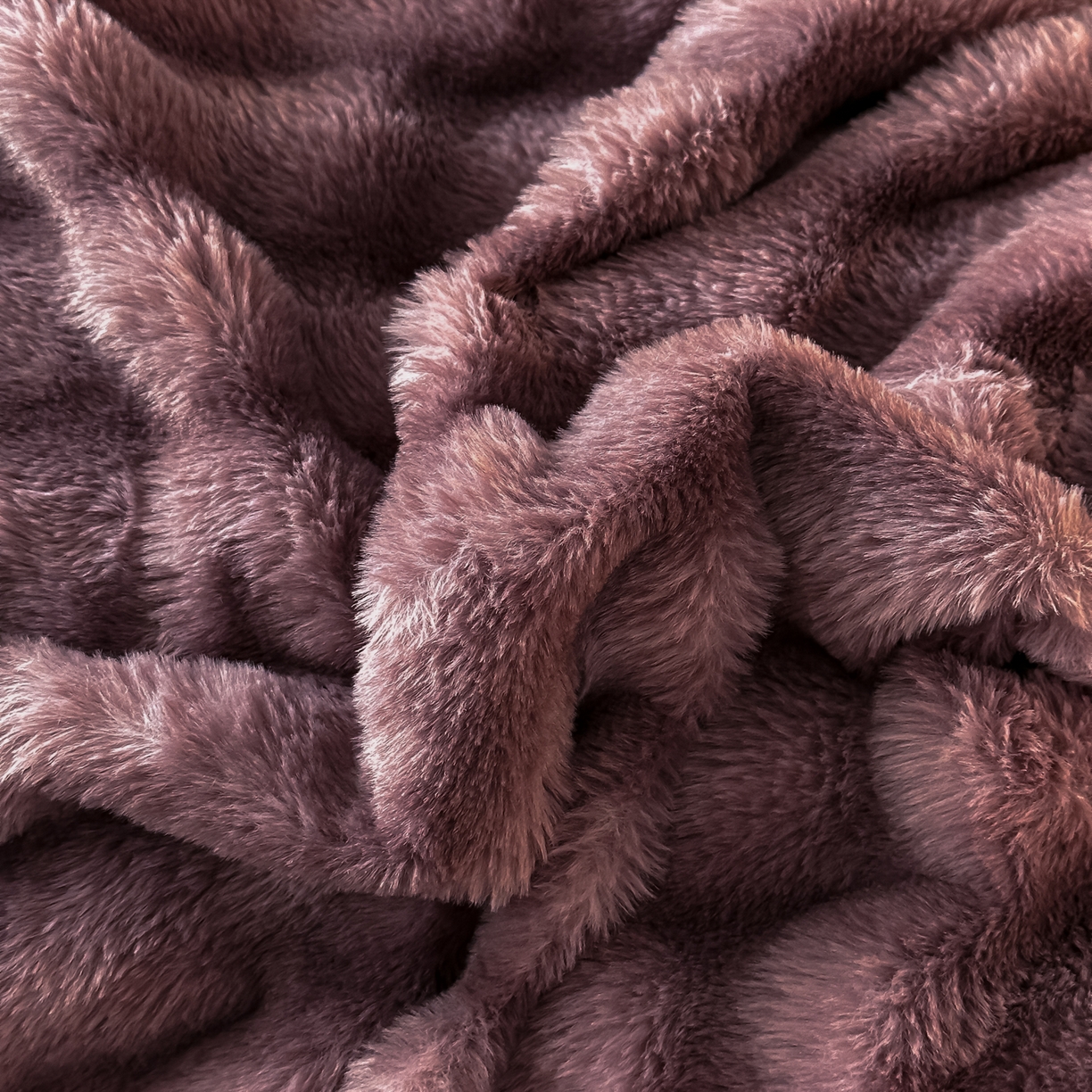 91家纺网 家纺一手货源 找家纺 乐窝家纺仓储 2025新款高端定制加厚抽条兔毛床裙款四件套美拉德支持跨境外贸 优雅紫