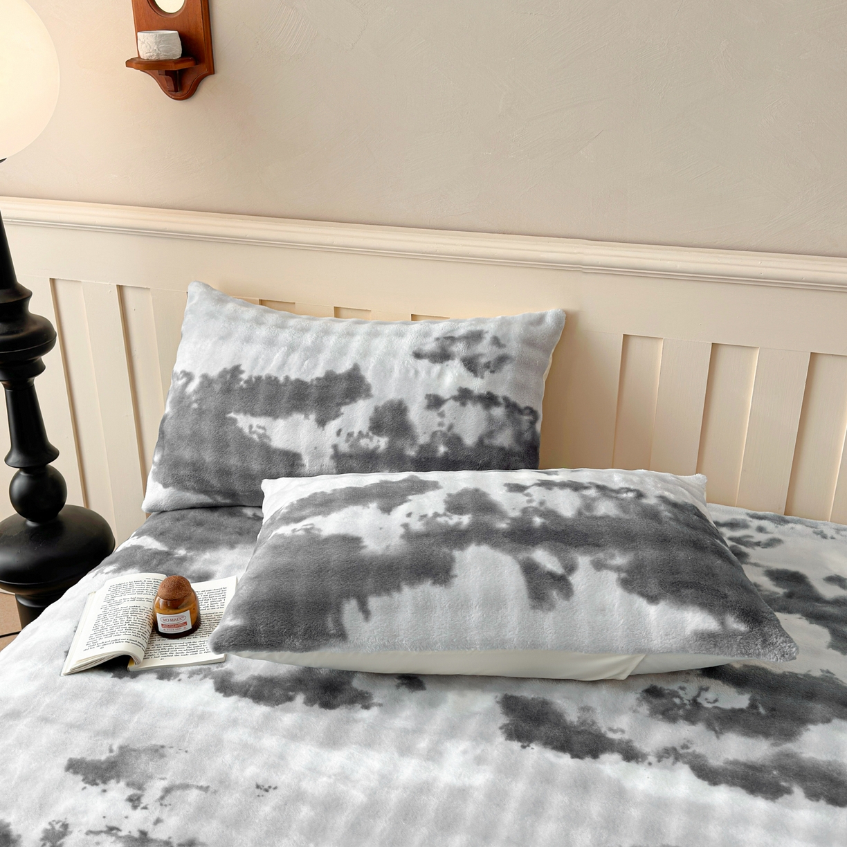 91家纺网 家纺一手货源 找家纺 2025新款兔毛绒高克重保暖床笠 席梦思床笠 云端-灰白