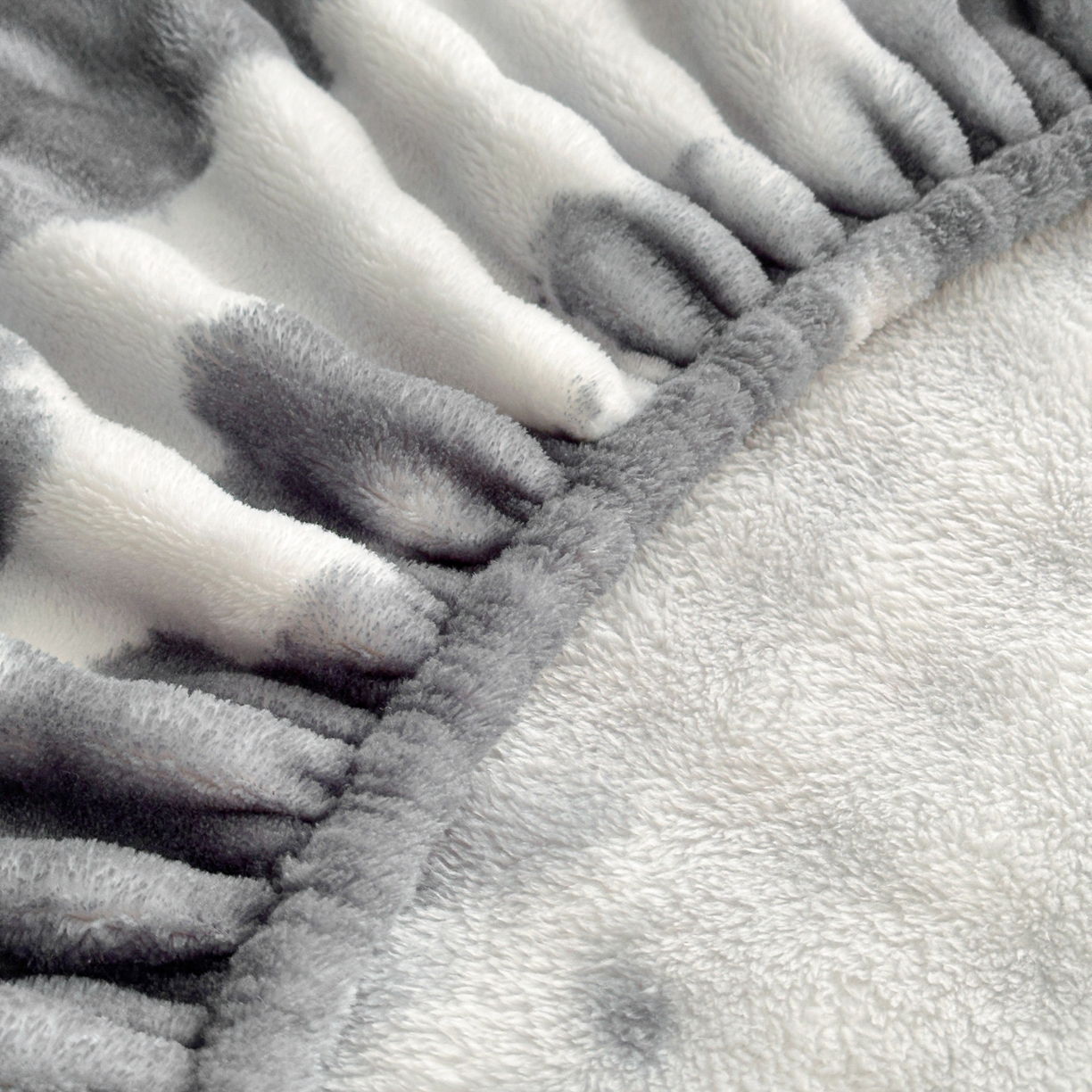 91家纺网 家纺一手货源 找家纺 2025新款兔毛绒高克重保暖床笠 席梦思床笠 云端-灰白