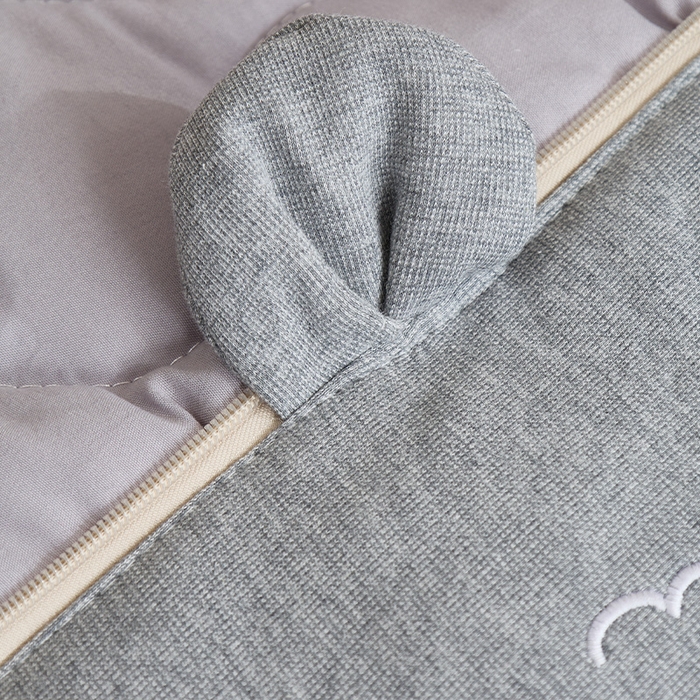 91家纺网 家纺一手货源 找家纺 金喜 2025新款针织棉抱枕靠垫午睡盖毯被酷儿小羊抱枕抱枕被被四季款 针织棉小羊灰色