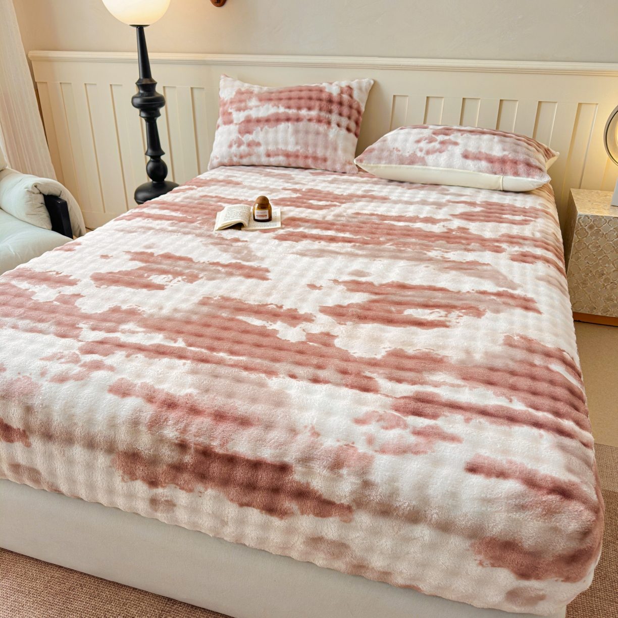 91家纺网 家纺一手货源 找家纺 2025新款兔毛绒高克重保暖床笠 席梦思床笠 云端-烟棕