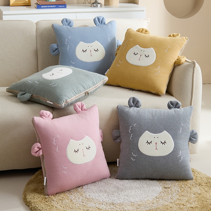 91家纺网 家纺一手货源 找家纺 金喜 2025新款针织棉抱枕靠垫午睡盖毯被酷儿小羊抱枕抱枕被被四季款 组合图仅供参考不可下单