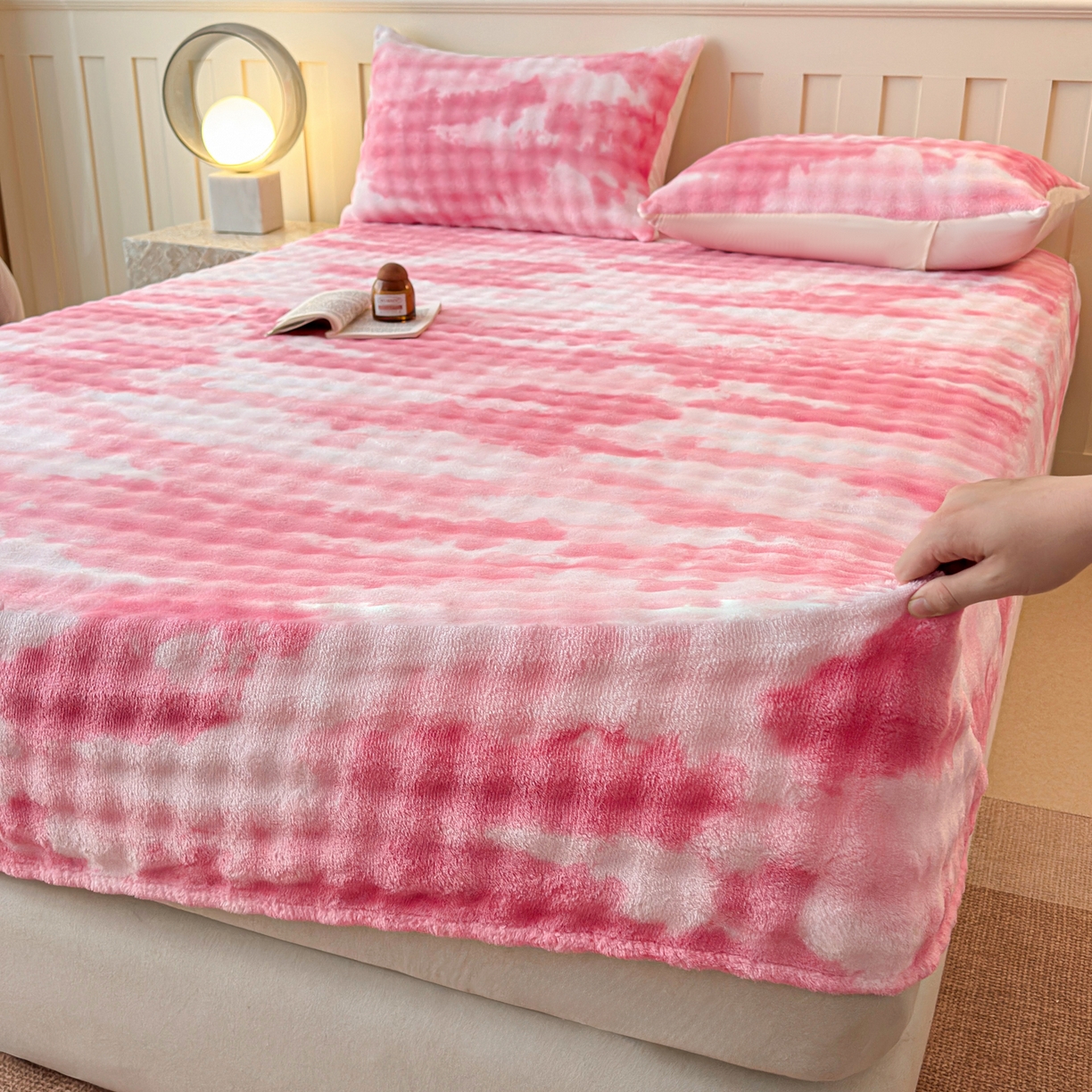 91家纺网 家纺一手货源 找家纺 2025新款兔毛绒高克重保暖床笠 席梦思床笠云端-脂粉