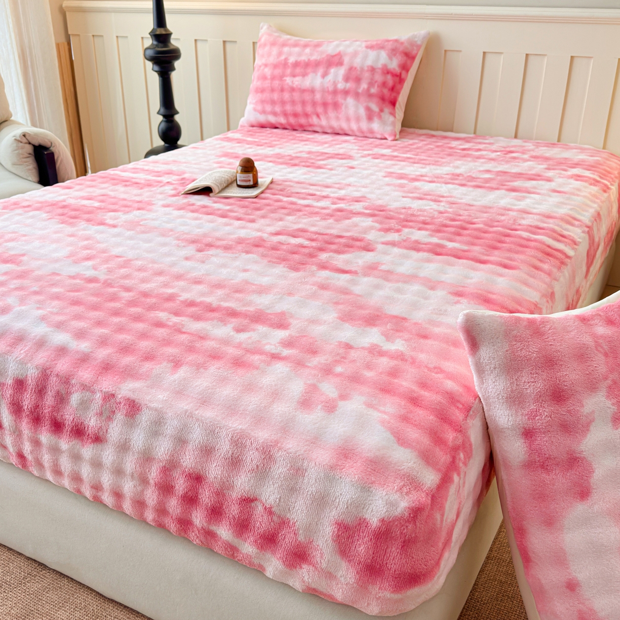 91家纺网 家纺一手货源 找家纺 2025新款兔毛绒高克重保暖床笠 席梦思床笠云端-脂粉