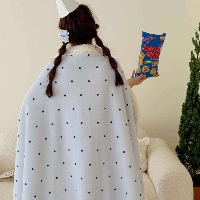 91家纺网 家纺一手货源 找家纺 顾里家纺 2025新款Chic韩系少女牛奶羊羔绒毯毛毯毯子-波点系 蓝波点