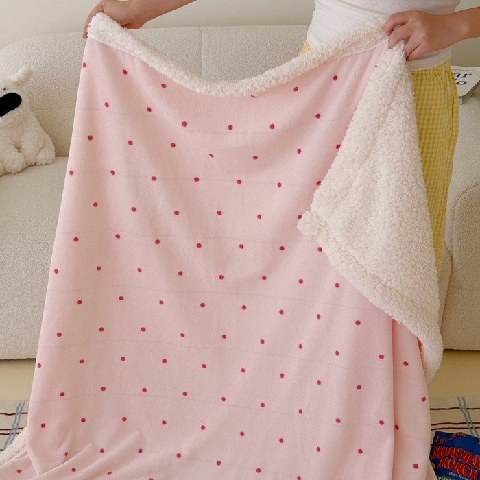 91家纺网 家纺一手货源 找家纺 顾里家纺 2025新款Chic韩系少女牛奶羊羔绒毯毛毯毯子-波点系 粉波点