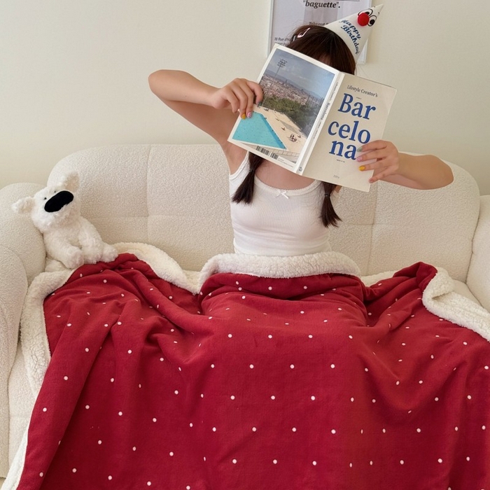 91家纺网 家纺一手货源 找家纺 顾里家纺 2025新款Chic韩系少女牛奶羊羔绒毯毛毯毯子-波点系 红波点