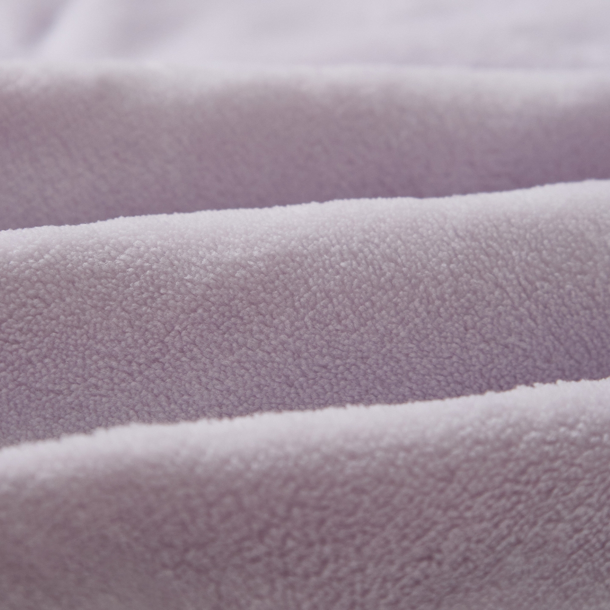 91家纺网 家纺一手货源 找家纺 金喜 2025新款牛奶绒抱枕被大耳朵熊牛奶绒多功能抱枕被汽车靠枕沙发靠枕 多巴胺熊-紫色