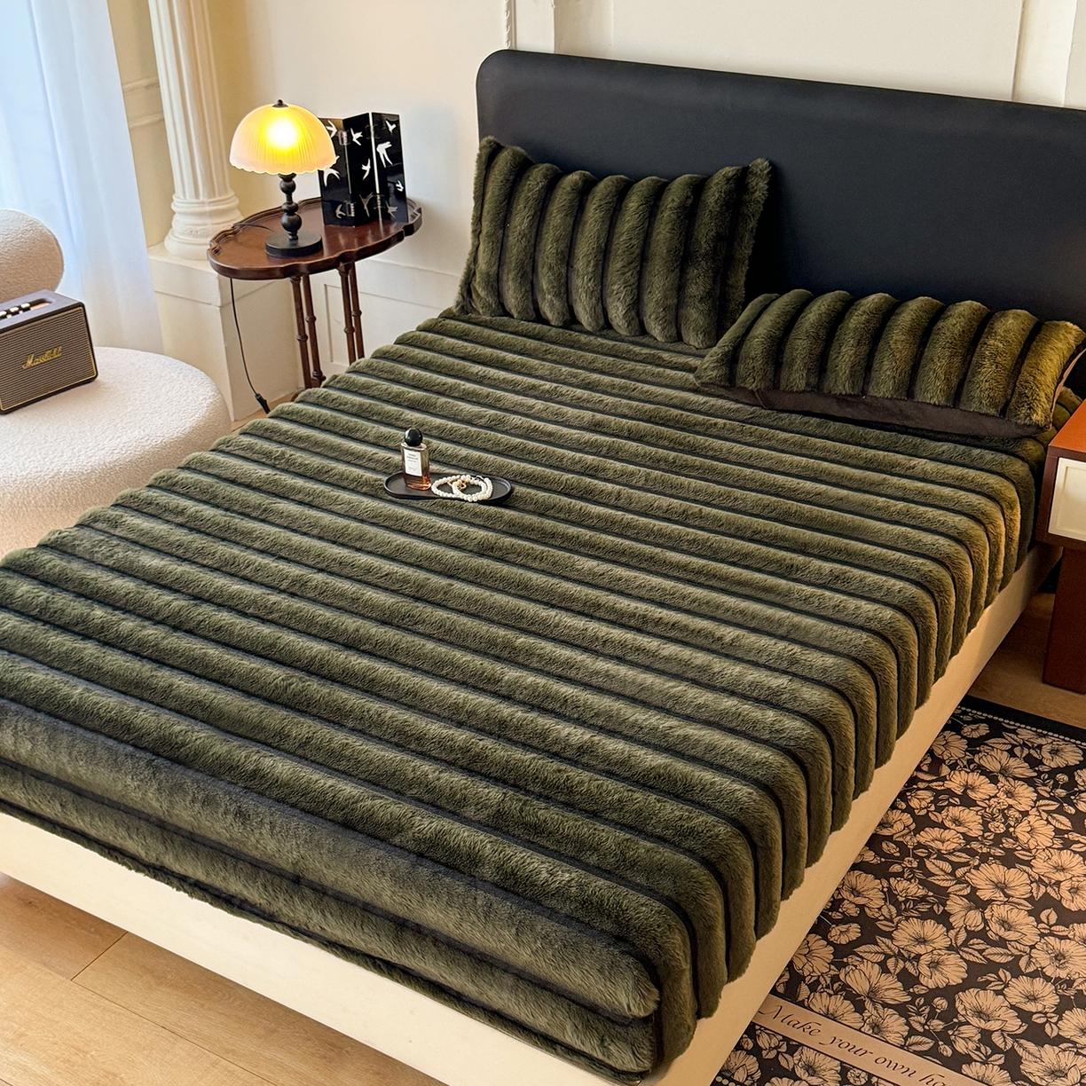 91家纺网 家纺一手货源 找家纺 丝印良品 2025秋冬新款300克条纹兔绒床笠三件套 床笠款-墨绿