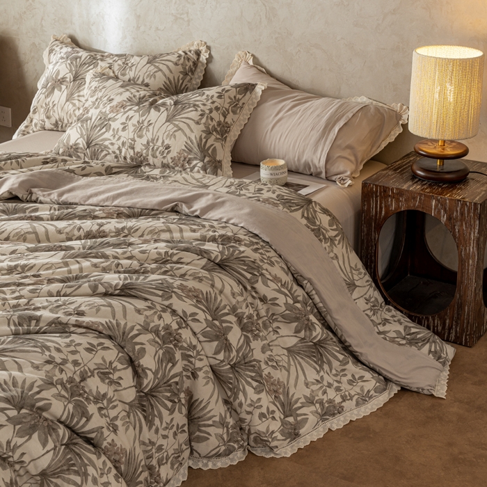 91家纺网 家纺一手货源 找家纺 CINNY馨宜 2025新款全棉水柔砂洗可水洗二合一五件套（免套被套）大豆被冬被春秋被子母被 巴黎午后