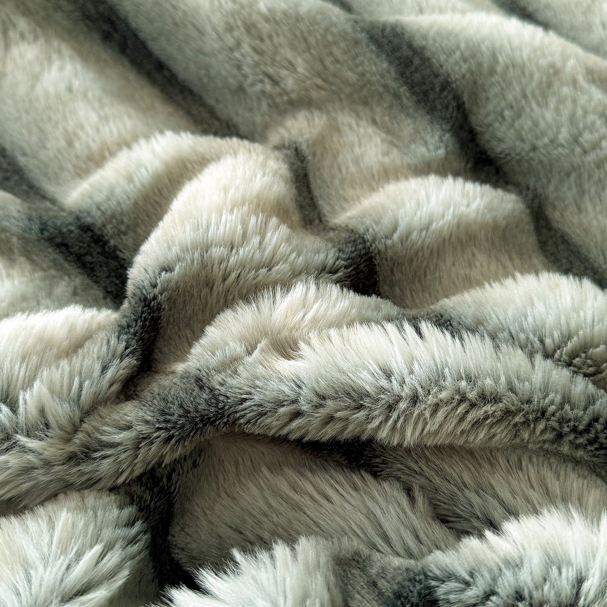 91家纺网 家纺一手货源 找家纺 丝印良品 2025秋冬新款300克条纹兔绒床笠三件套 床笠款-森林绿