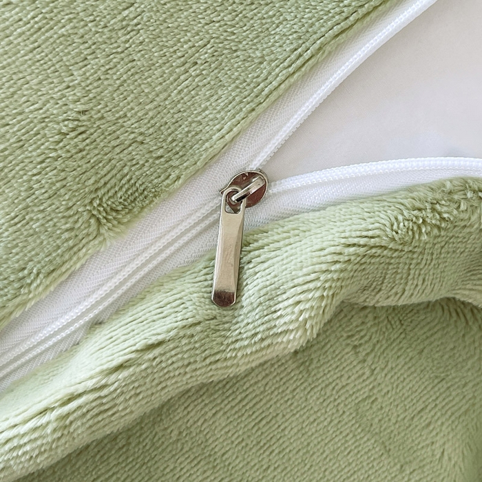 91家纺网 家纺一手货源 找家纺 锦彩家居 2025新款高克重牛奶绒雕花四件套-蝶梦 蝶梦-豆蔻绿