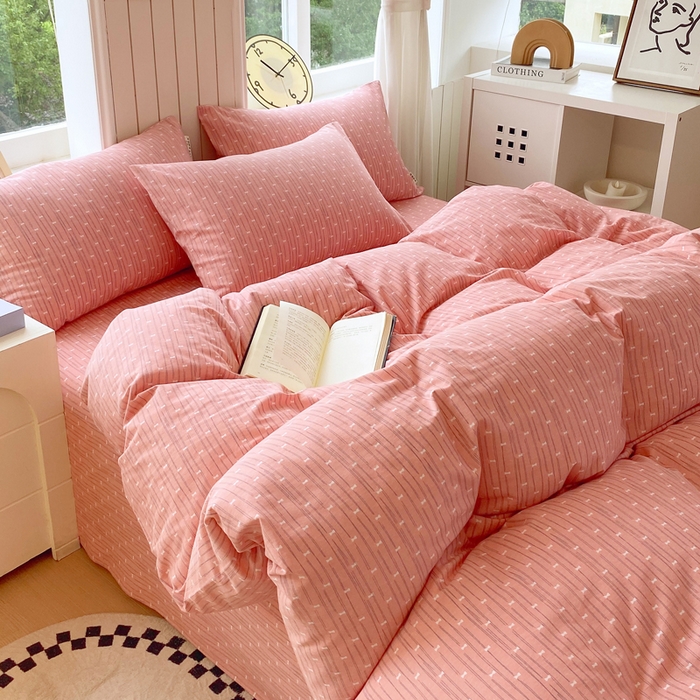 91家纺网 家纺一手货源 找家纺 春皖家纺 2025新款原棉磨毛四件套-风格一 梦妮粉