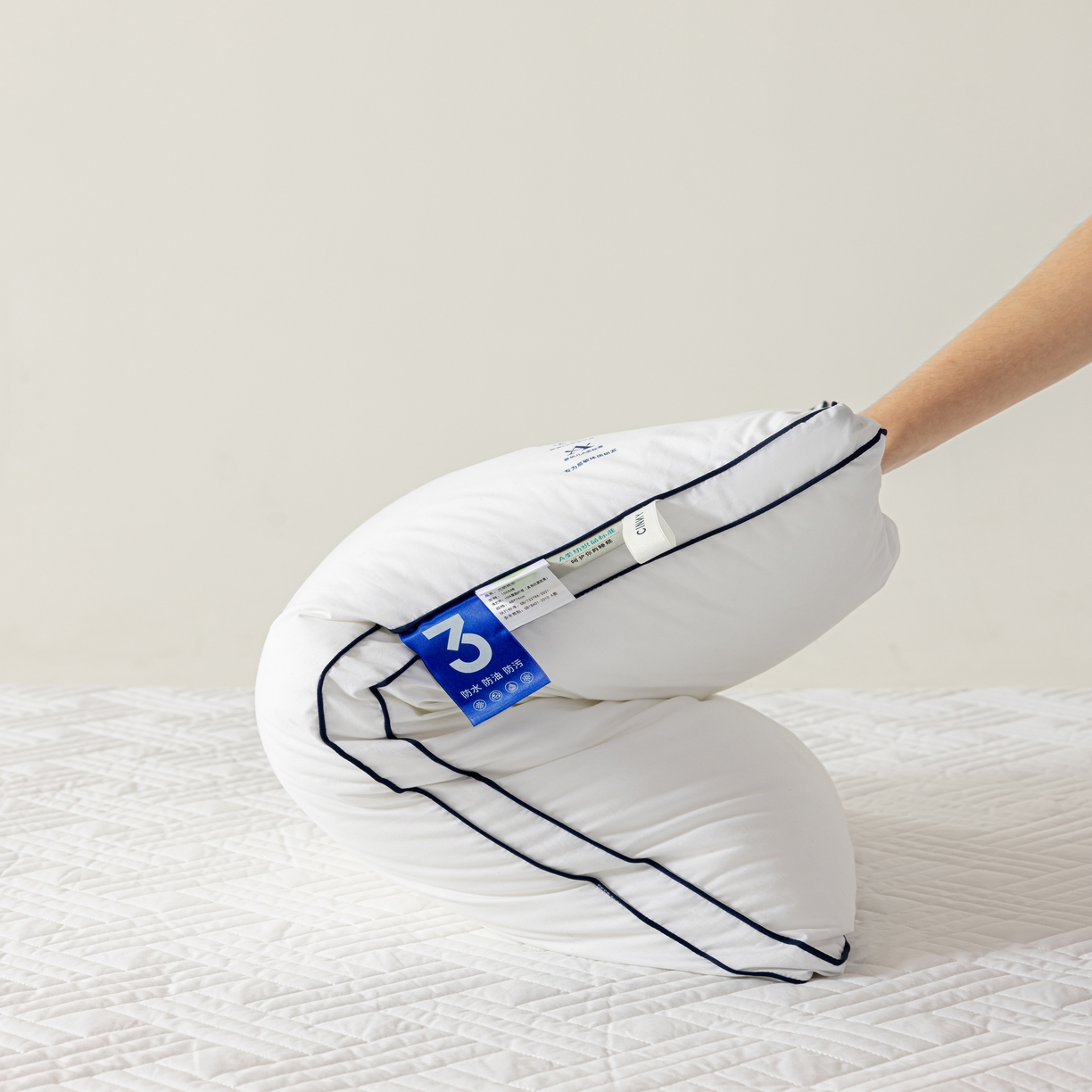 91家纺网 家纺一手货源 找家纺 （总）CINNY馨宜 MOS低致敏三防全棉抗菌防螨枕芯（军工级防水透湿面料）枕头