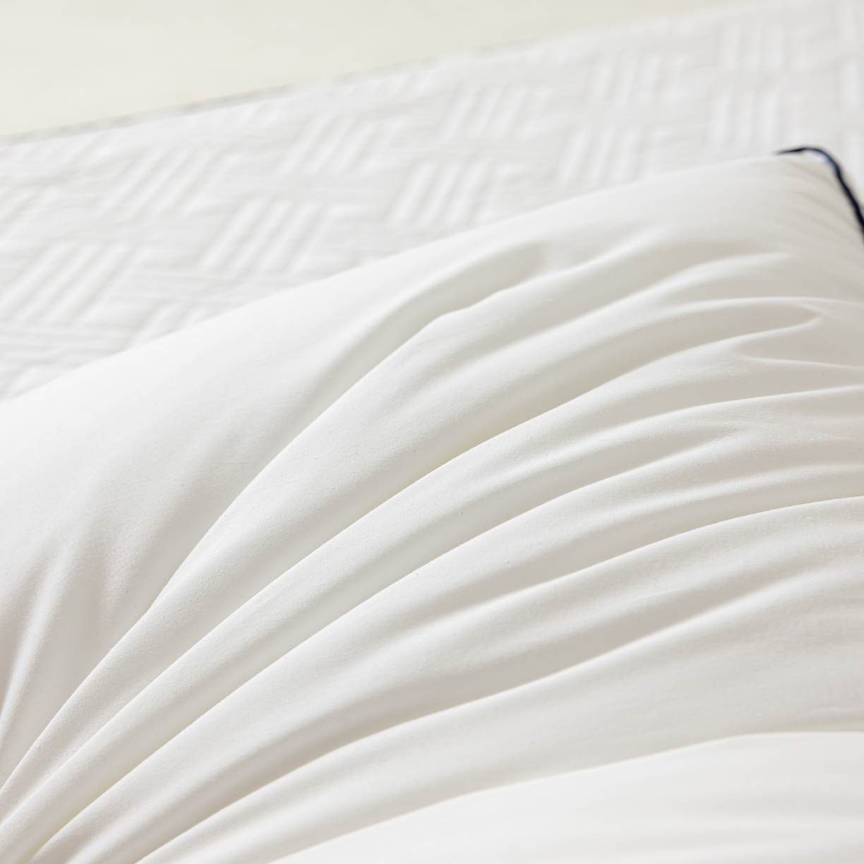 91家纺网 家纺一手货源 找家纺 （总）CINNY馨宜 MOS低致敏三防全棉抗菌防螨枕芯（军工级防水透湿面料）枕头