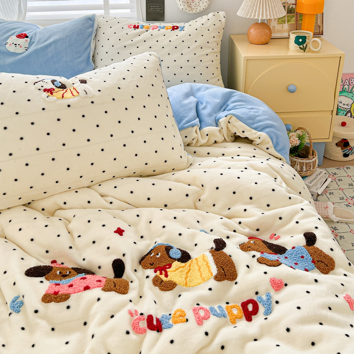 91家纺网 家纺一手货源 找家纺 仟网汇 2025新款卡通毛巾绣四件套 腊肠狗