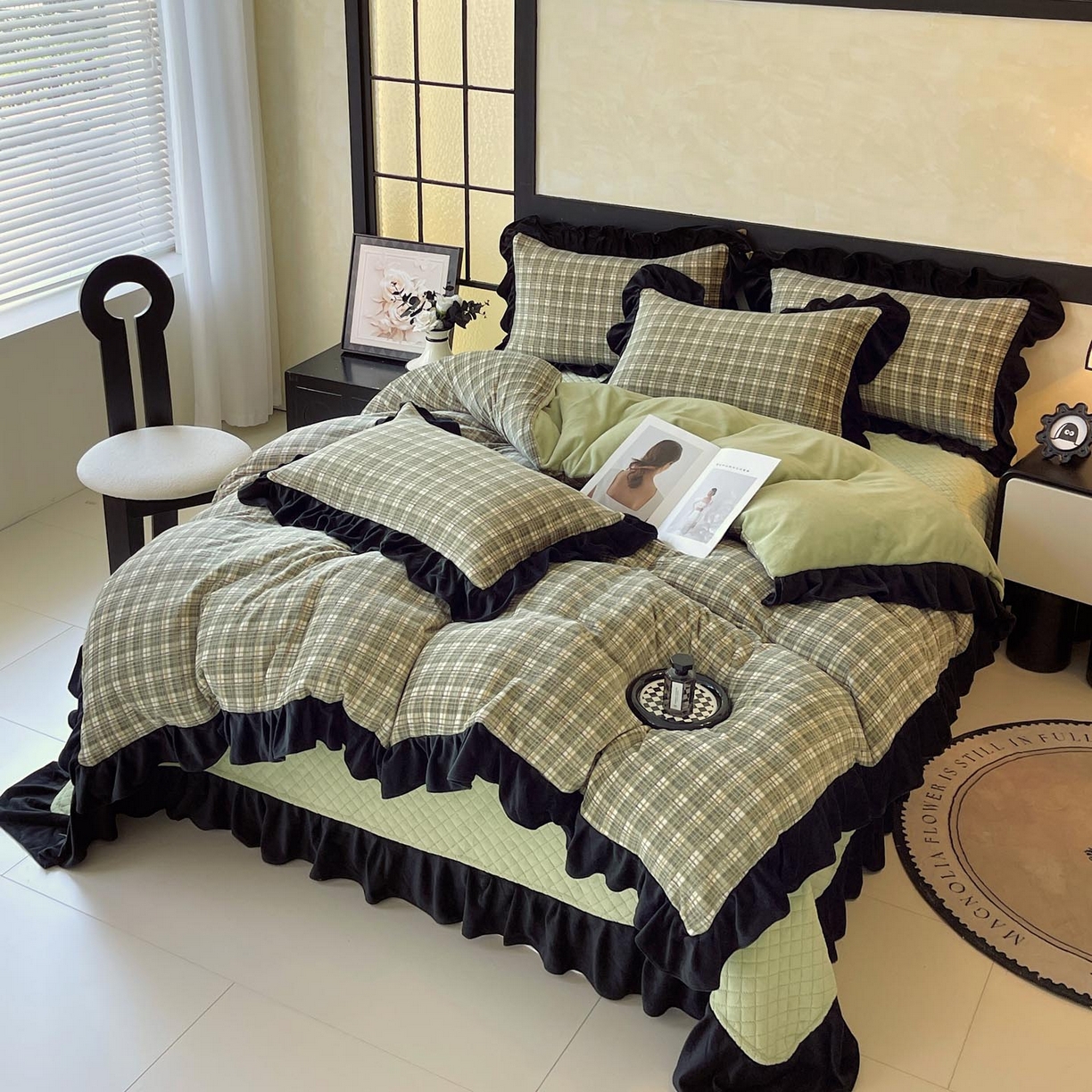 91家纺网 家纺一手货源 找家纺 锦彩家居 2025新款高克重牛奶绒花边床盖款四件套-格律时尚 格律时尚-绿