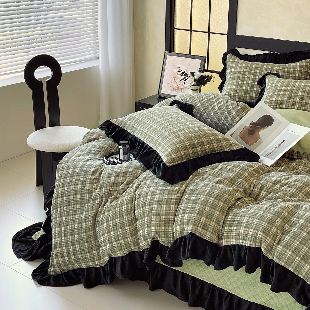 91家纺网 家纺一手货源 找家纺 锦彩家居 2025新款高克重牛奶绒花边床盖款四件套-格律时尚 格律时尚-绿