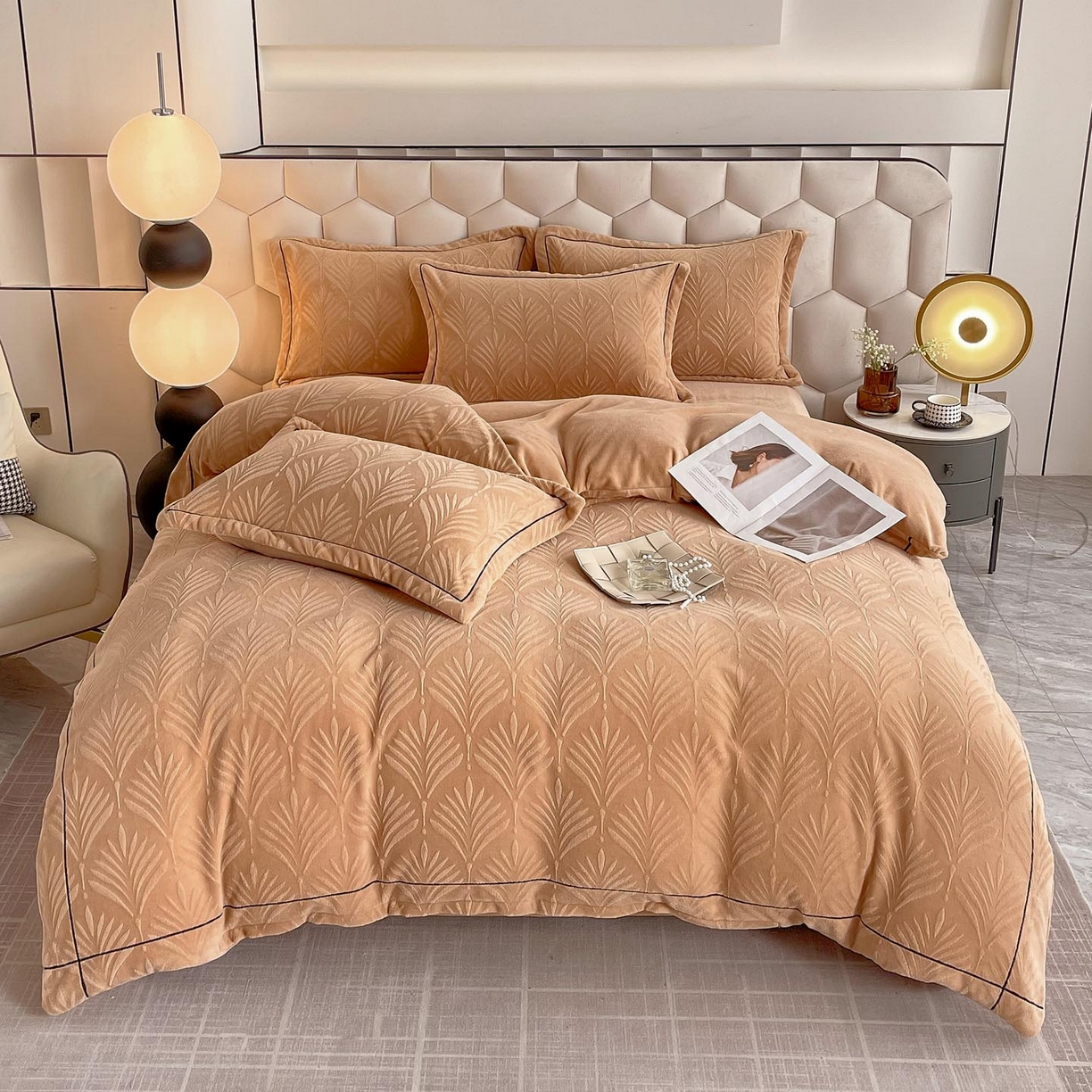 91家纺网 家纺一手货源 找家纺 （总）锦彩家居 2025新款高克重轻奢款牛奶绒雕花四件套-秘境