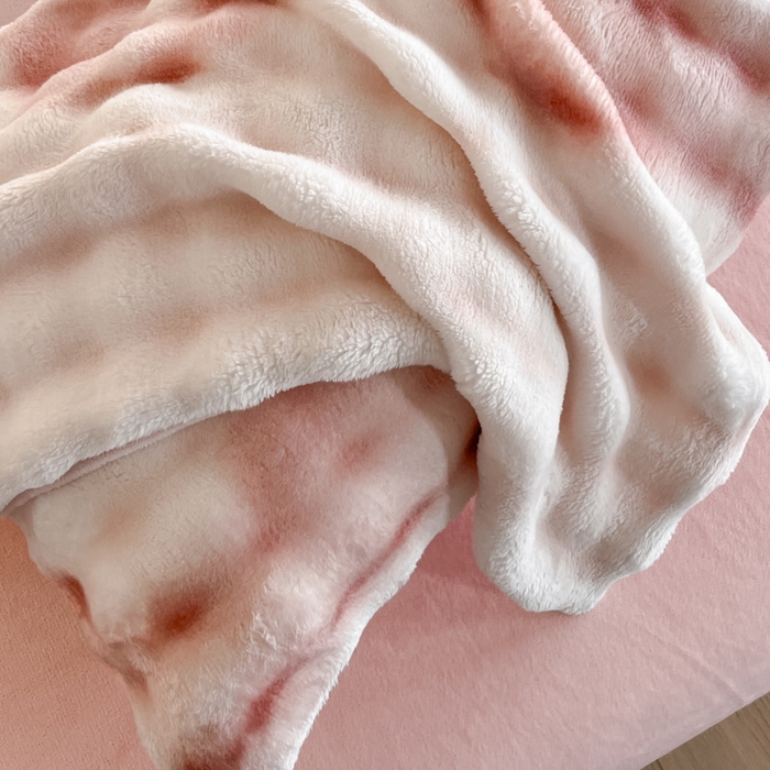 91家纺网 家纺一手货源 找家纺 （总）绘萱家居 2025新款仿兔绒牛奶绒四件套兔毛兔兔绒-渐变彩泡泡