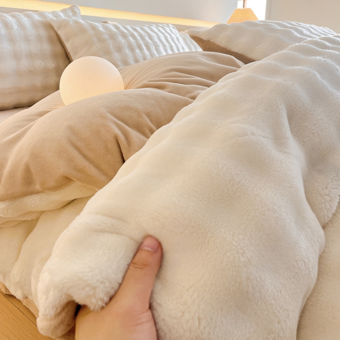 91家纺网 家纺一手货源 找家纺 绘萱家居 2025新款仿兔绒牛奶绒四件套兔毛兔兔绒-渐变彩泡泡 纯泡泡白+暖卡其