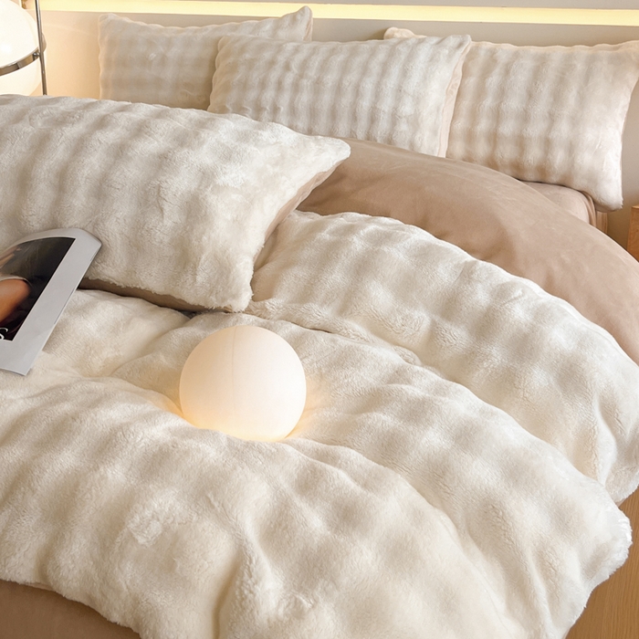 91家纺网 家纺一手货源 找家纺 绘萱家居 2025新款仿兔绒牛奶绒四件套兔毛兔兔绒-渐变彩泡泡 纯泡泡白+暖卡其