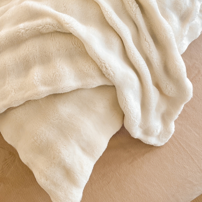 91家纺网 家纺一手货源 找家纺 绘萱家居 2025新款仿兔绒牛奶绒四件套兔毛兔兔绒-渐变彩泡泡 纯泡泡白+暖卡其