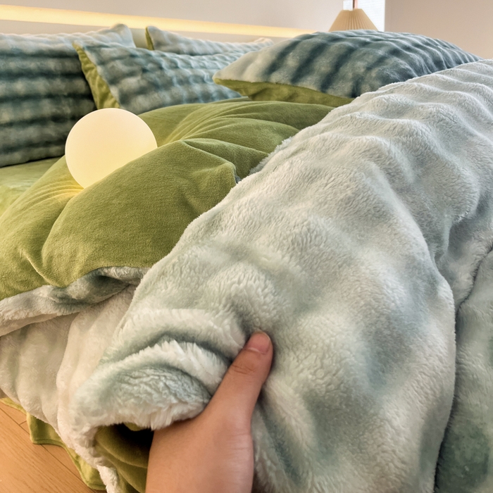91家纺网 家纺一手货源 找家纺 绘萱家居 2025新款仿兔绒牛奶绒四件套兔毛兔兔绒-渐变彩泡泡 渐变彩泡泡-绿