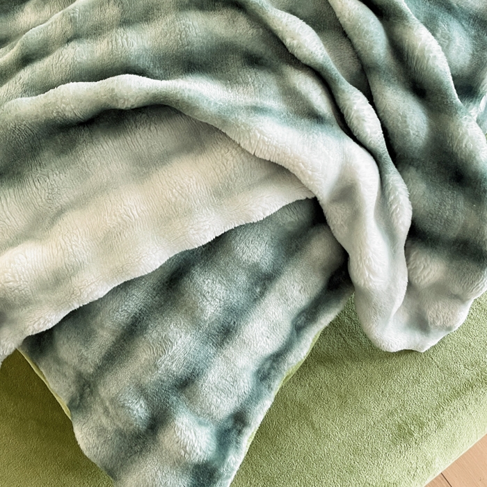 91家纺网 家纺一手货源 找家纺 绘萱家居 2025新款仿兔绒牛奶绒四件套兔毛兔兔绒-渐变彩泡泡 渐变彩泡泡-绿