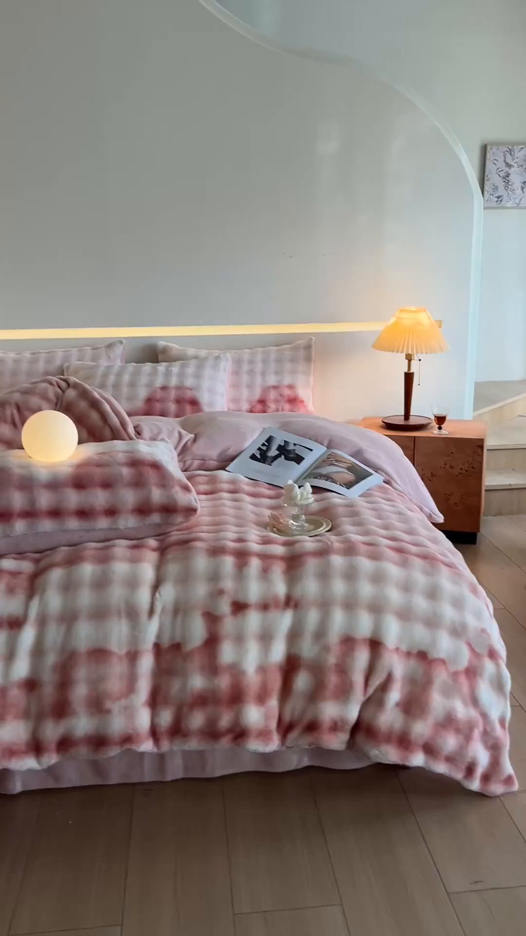 91家纺网 家纺一手货源 找家纺 （总）绘萱家居 2025新款仿兔绒牛奶绒四件套兔毛兔兔绒-渐变彩泡泡