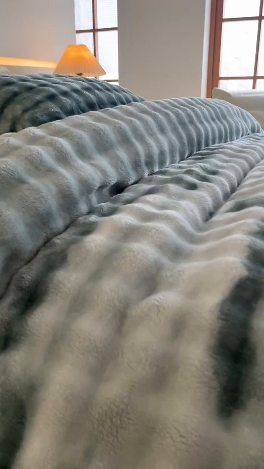 91家纺网 家纺一手货源 找家纺 绘萱家居 2025新款仿兔绒牛奶绒四件套兔毛兔兔绒-渐变彩泡泡 渐变彩泡泡-绿