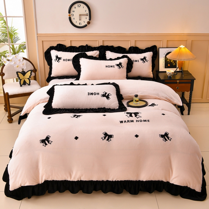 91家纺网 家纺一手货源 找家纺 梦之星 2025新款9斤毛巾绣韩式花边牛奶绒四件套 蝴蝶结-淡粉