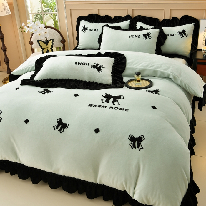 91家纺网 家纺一手货源 找家纺 梦之星 2025新款9斤毛巾绣韩式花边牛奶绒四件套 蝴蝶结-淡绿