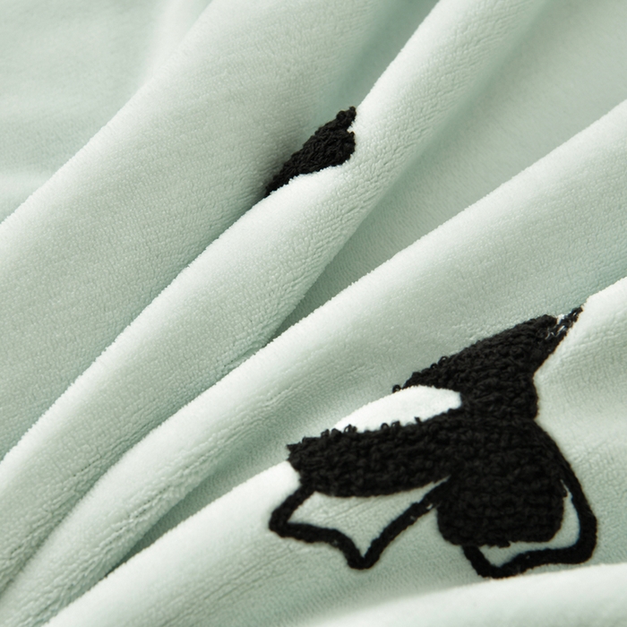 91家纺网 家纺一手货源 找家纺 梦之星 2025新款9斤毛巾绣韩式花边牛奶绒四件套 蝴蝶结-淡绿