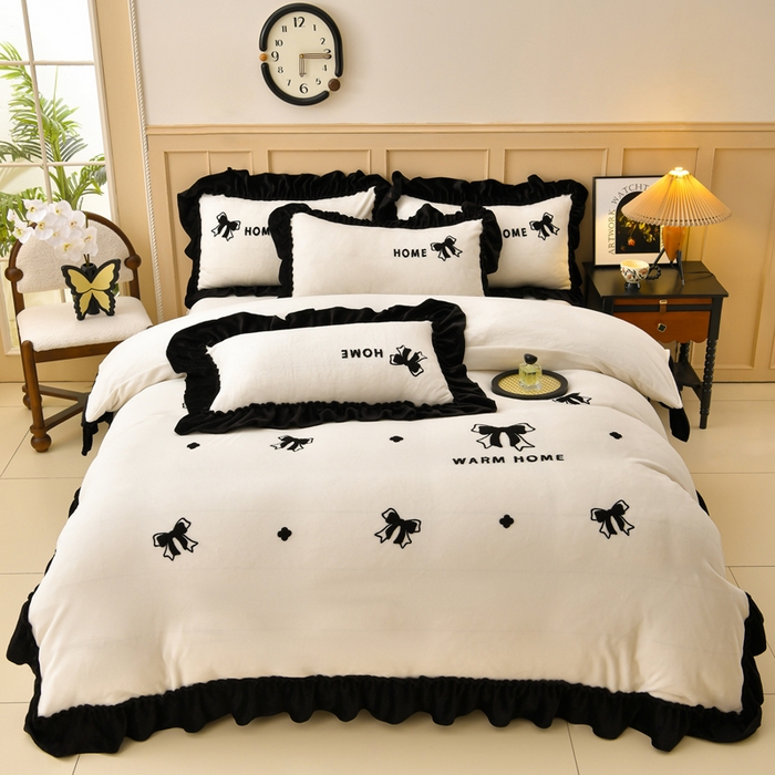 91家纺网 家纺一手货源 找家纺 梦之星 2025新款9斤毛巾绣韩式花边牛奶绒四件套 蝴蝶结-米白