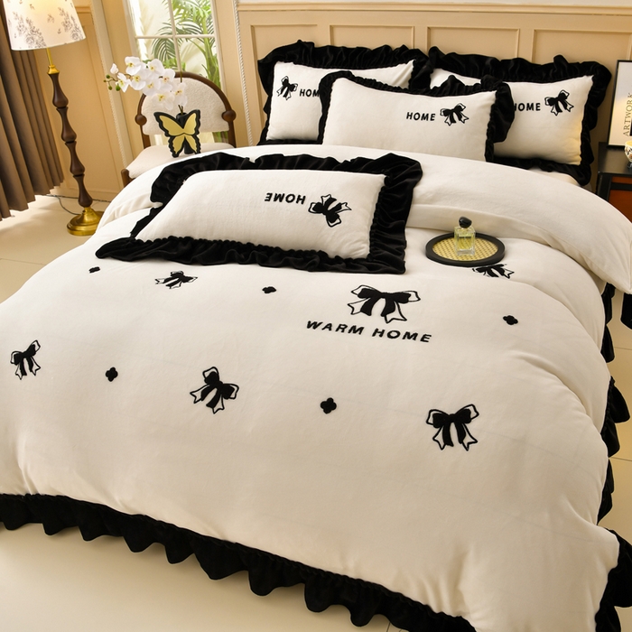 91家纺网 家纺一手货源 找家纺 梦之星 2025新款9斤毛巾绣韩式花边牛奶绒四件套 蝴蝶结-米白