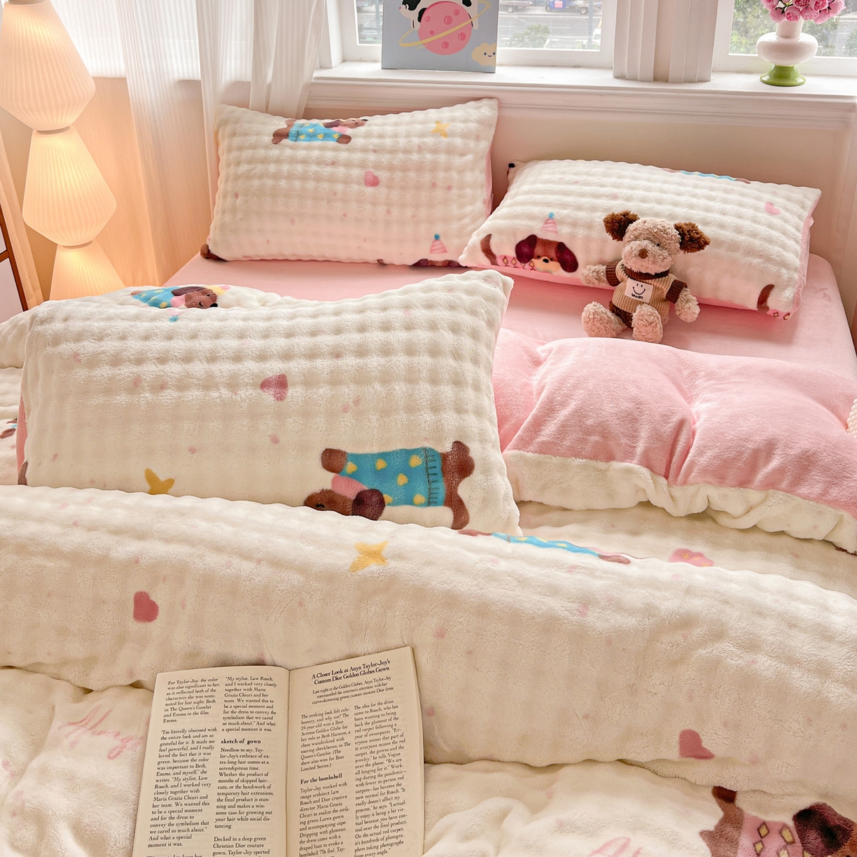 91家纺网 家纺一手货源 找家纺 仟网汇 2025新款泡泡绒牛奶绒四件套 快乐狗仔