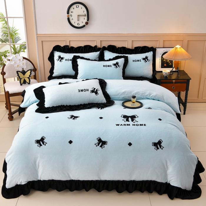 91家纺网 家纺一手货源 找家纺 梦之星 2025新款9斤毛巾绣韩式花边牛奶绒四件套 蝴蝶结-天空蓝