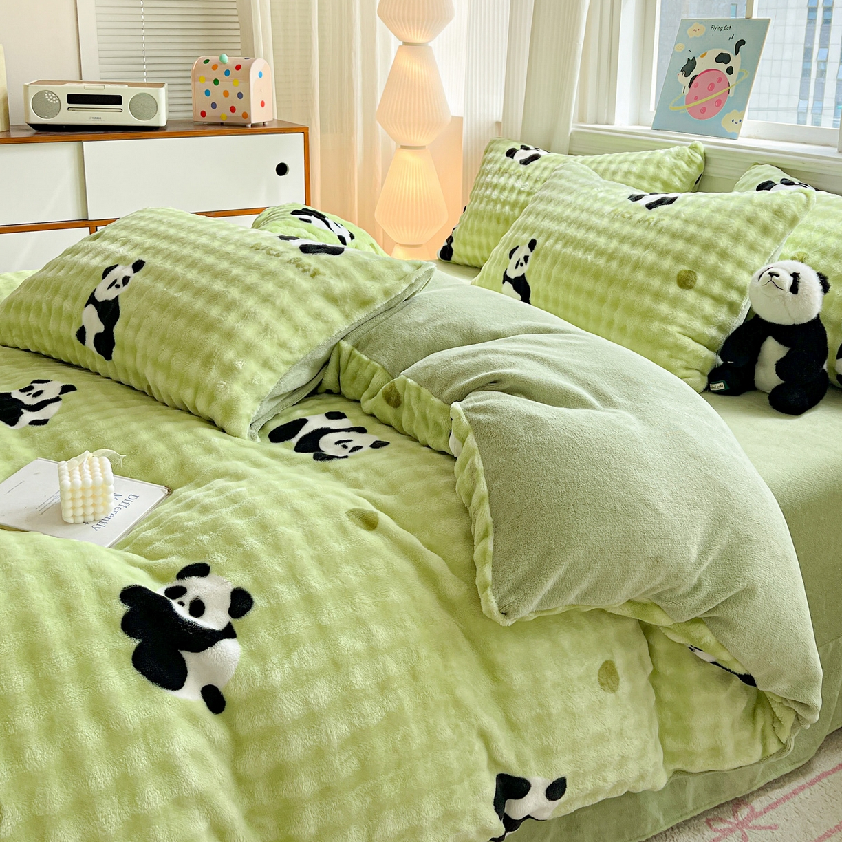 91家纺网 家纺一手货源 找家纺 仟网汇 2025新款泡泡绒牛奶绒四件套 胖达萌萌